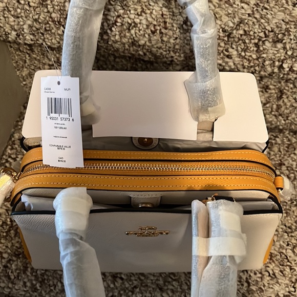 Coach Mini Lillie Carryall Bag - Picture 4 of 4